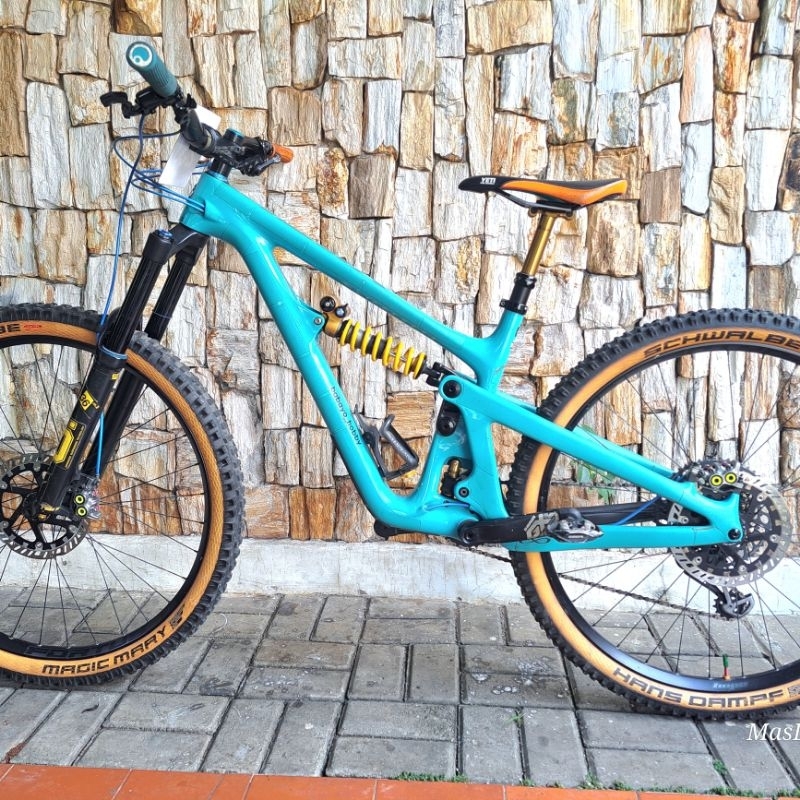 Frame YETI SB150 size M X santacruz MEGATOWER nomad bronson yeti sb165 enduro trek slash pivot orbea