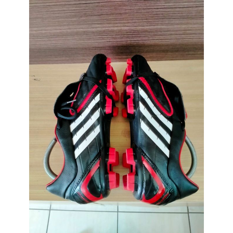 SEPATU BOLA ADIDAS PREDATOR NO 42 SECOND BEKAS ORIGINAL