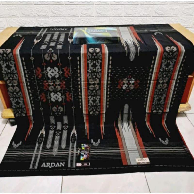 Sarung Ardan Family Hitam Keluaran Terbaru Kualitas Gold Motif Bhs Atlas Infinity Songket Jaguard Wa