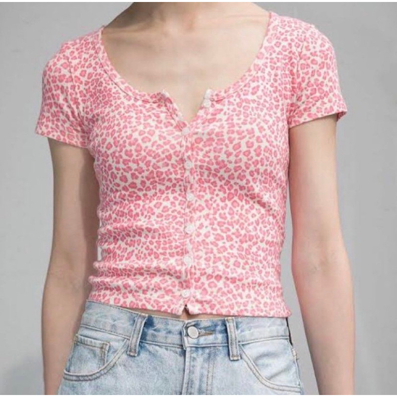 Brandy Melville Pink Cheetah Zelly Top - Crop Top Wanita