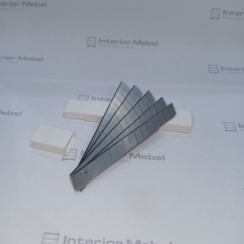 

isi cutter kecil A100