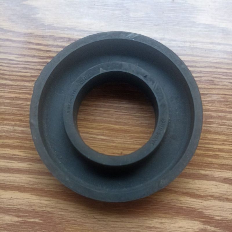 Karet Bantalan Belakang Dudukan Per Innova, Fortuner semua tahun