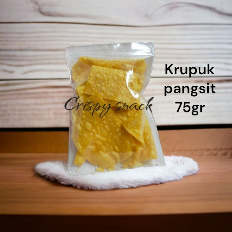 

[promo rseller]kerupuk pangsit/kerupuk pangsit mie ayam/kerupuk pangsit bakso/kerupuk pangsit bawang kemasan 75gr