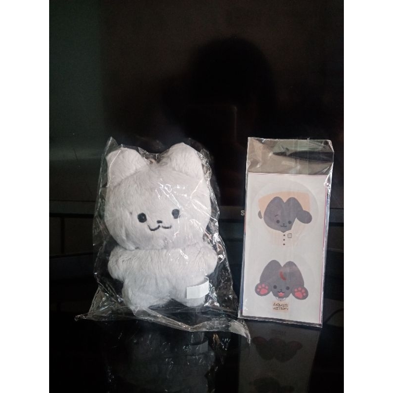 Junyang Juyeon doll boneka
