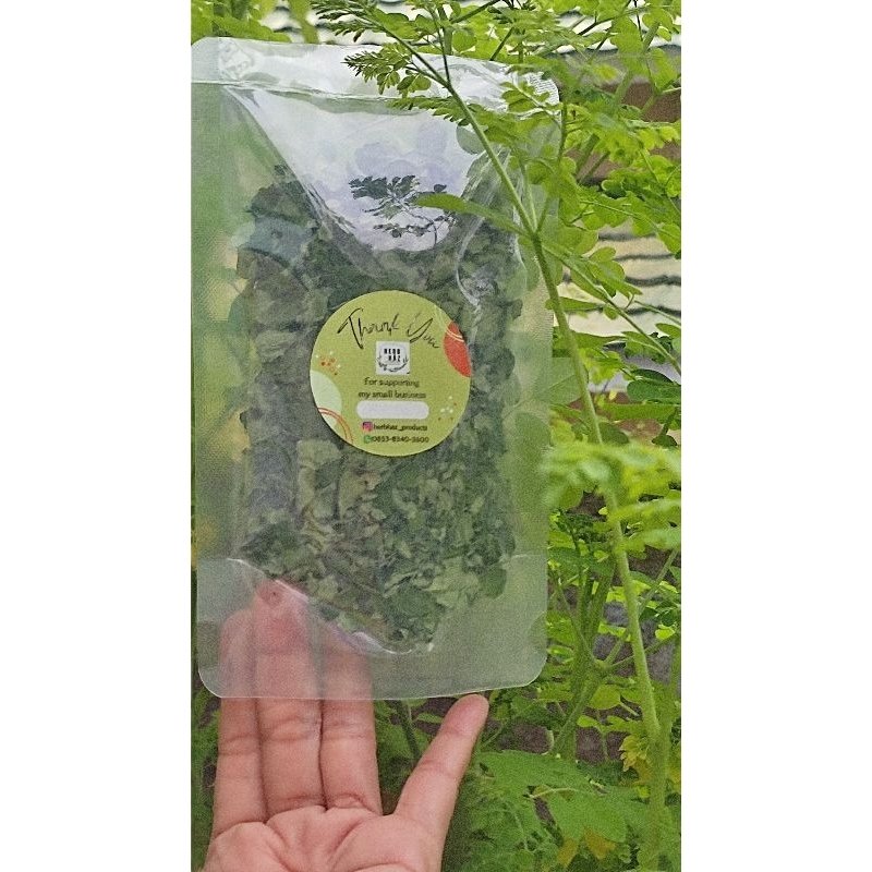

Daun kelor kering 10 g kemasan pouch