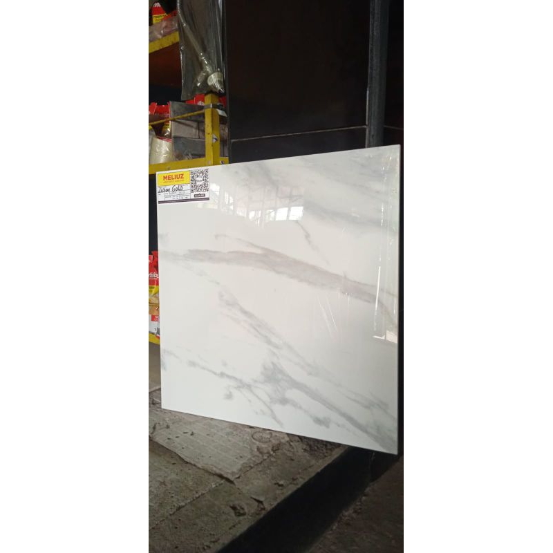 Granit Lantai 60x60 Luxon gold