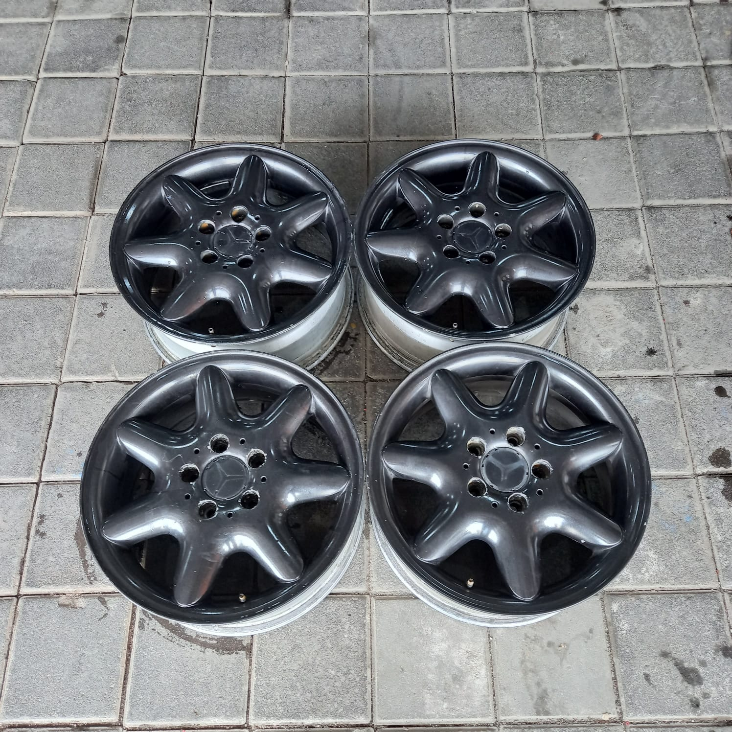 JUAL VELG MOBIL BEKAS MERCY RING 16 LEBAR 7 ET 37