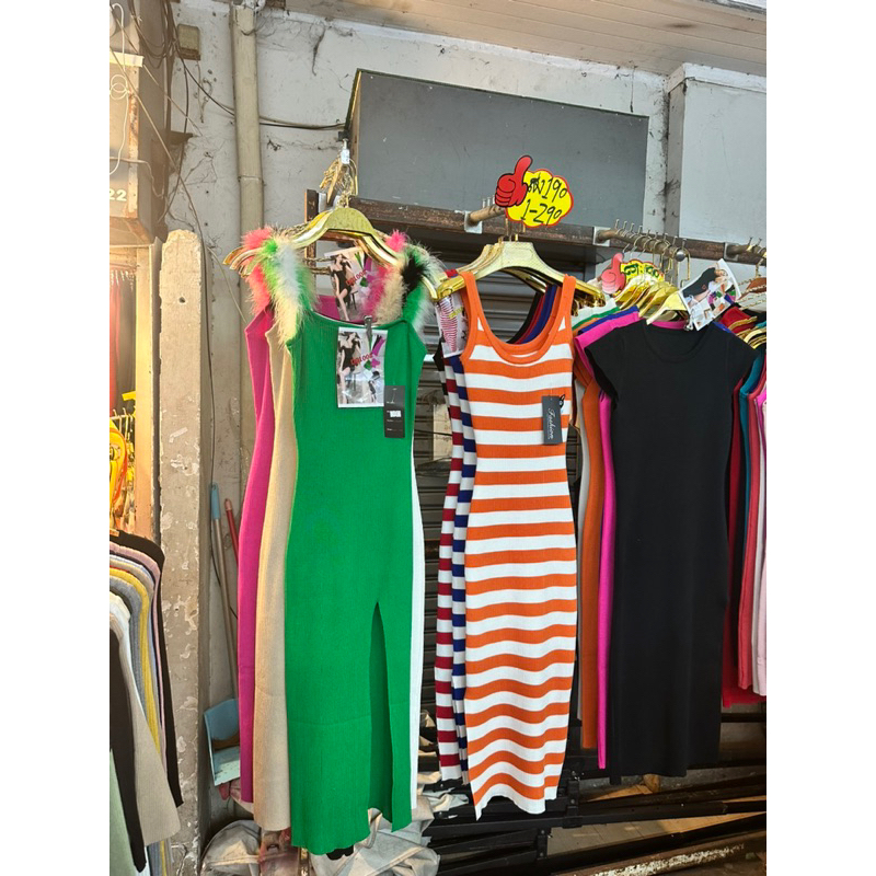 Dress rajut bulu warna pink fanta