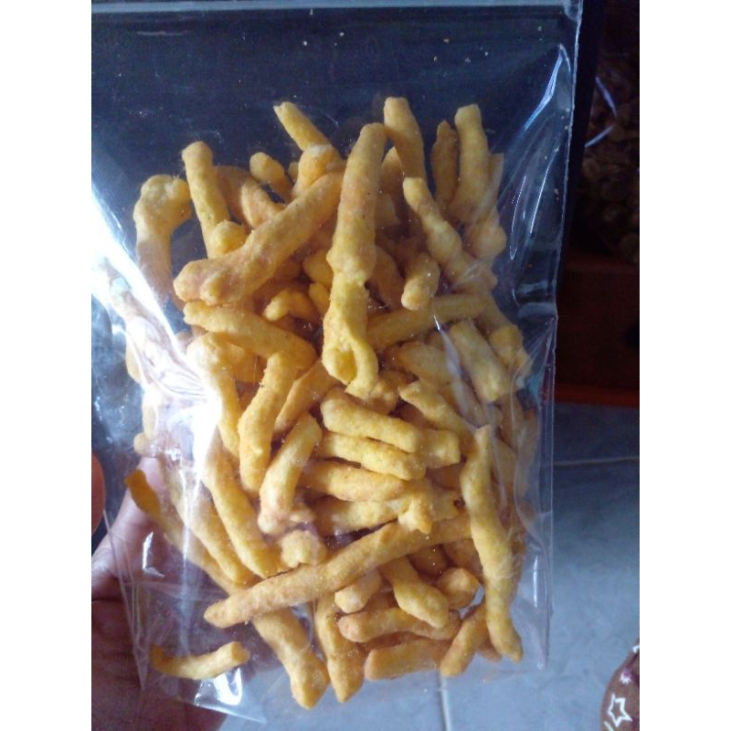 

Chiki Cheetos twistcorn kiloan 100 gr
