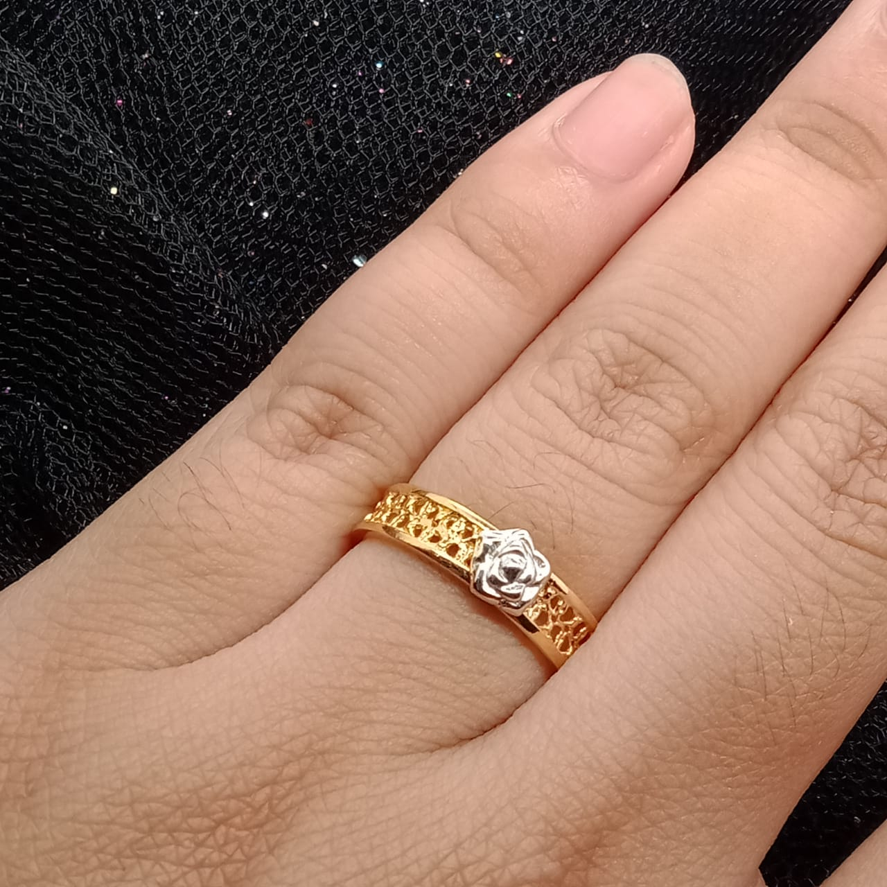 Cincin Emas 17K - 2.15 Gr Kadar 750 - 5046