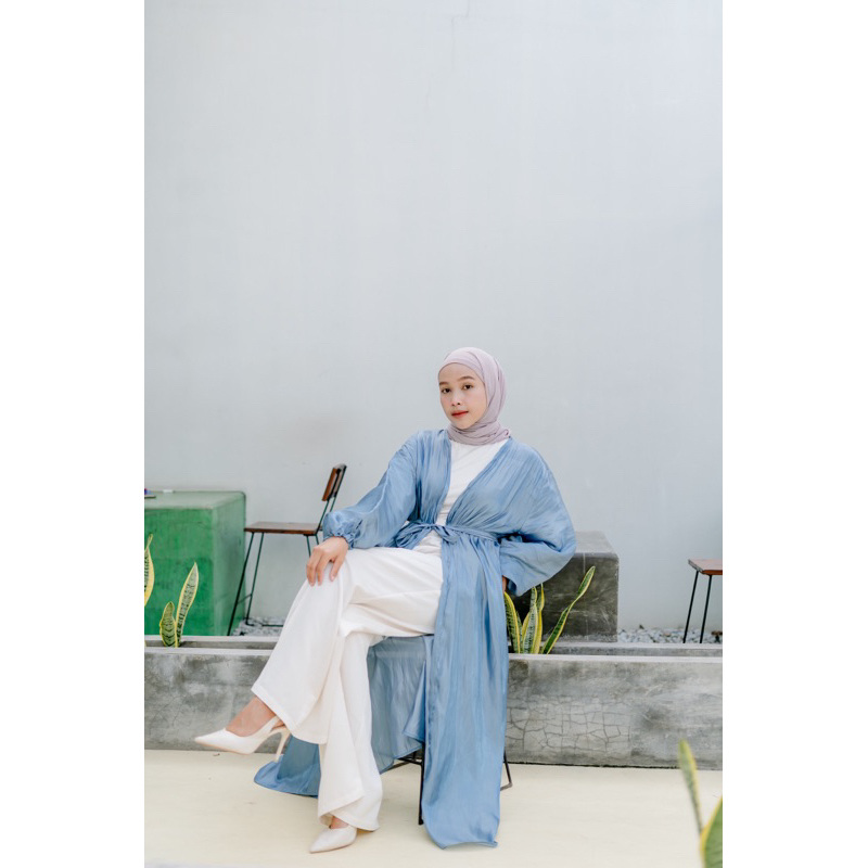 Eveline Shimmer Long Outer Premium