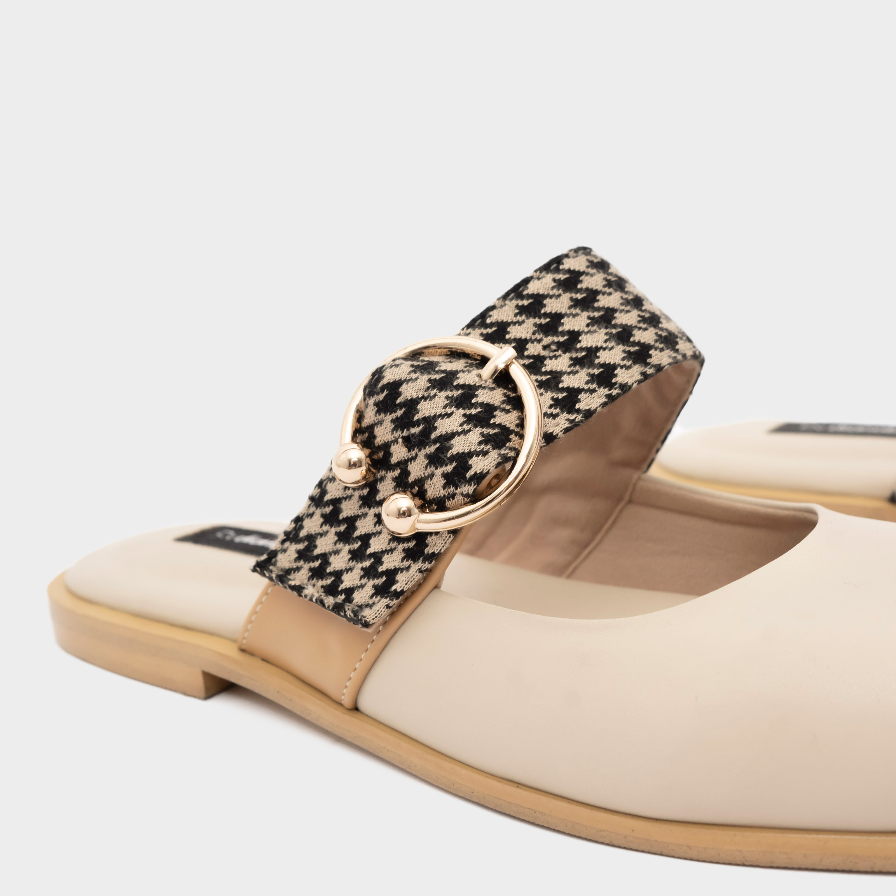 Dianable - Mecca Mules Shoes (Cream -  Cream Reborn)