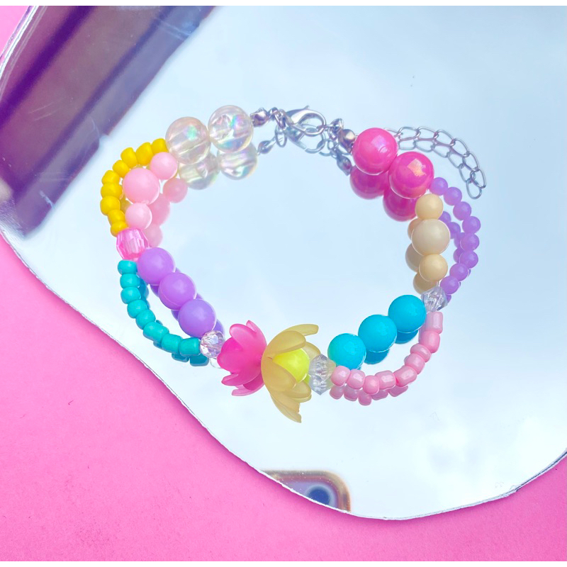 candy flower bracelet / pastel bracelet / gelang manik manik pastel