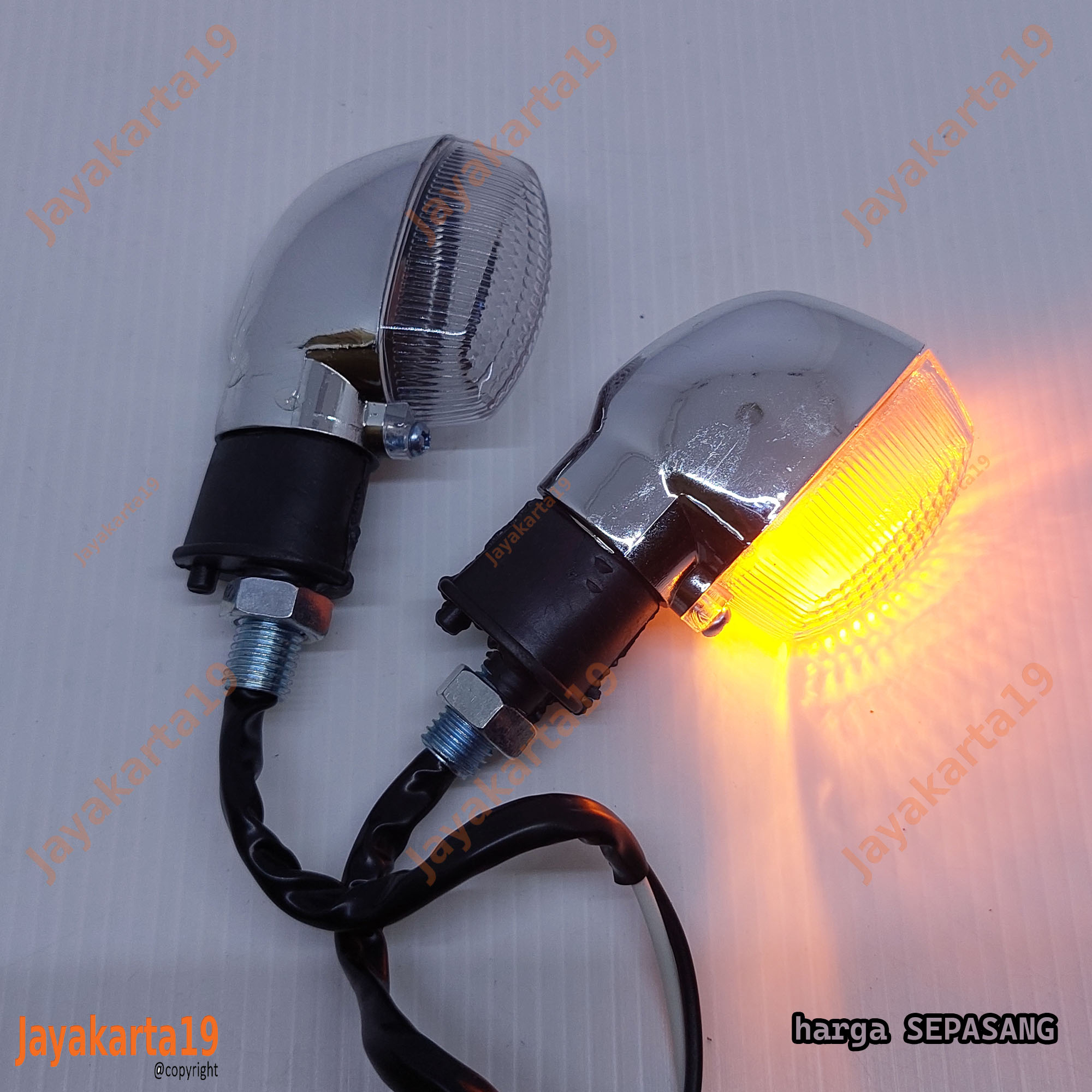 Sepasang Lampu Sen/Sein Mini Model Vixion new old Mx King Aerox R15 DLL