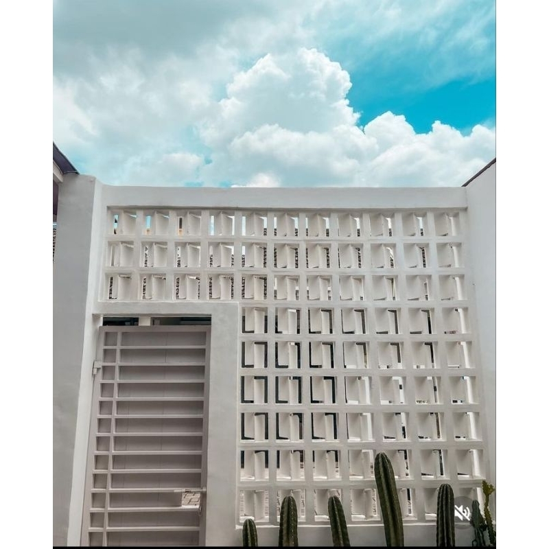 Roster minimalis tipe jendela