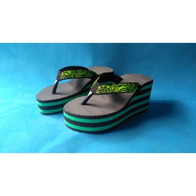 (GROSIR) SANDAL MADURA CEWEK TINGGI 6CM SPON TERKUAT SANDAL WEDGES SANDAL GUNUNG