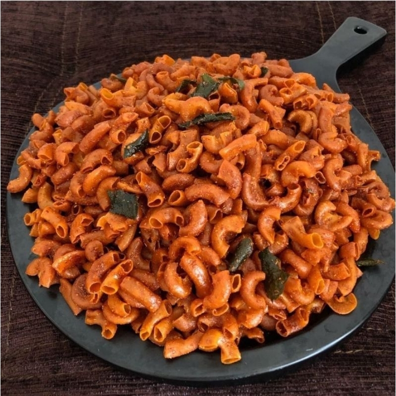 

cemilan makaroni pedas