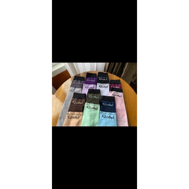 kaos kaki Qolbi polos