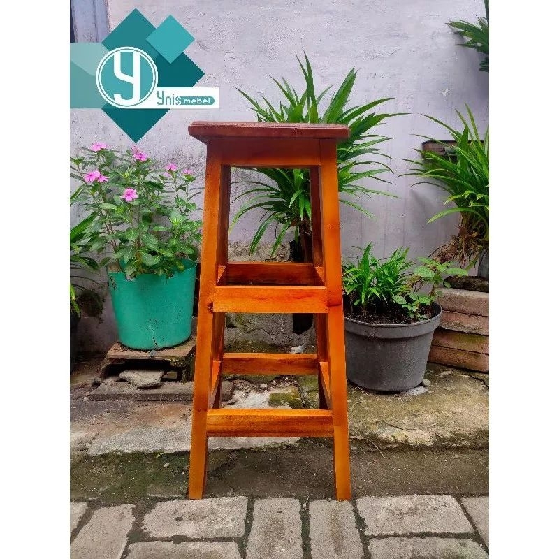 Bangku cafe kayu jati Belanda 75cm