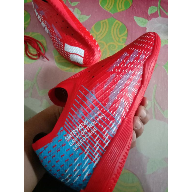 SEPATU FUTSAL FONDER QUICKNEES IN FULLRED/SEPATU FUTSAL KEREN/ANTI LICIN