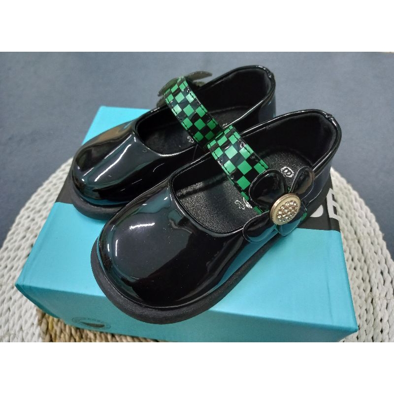 Sepatu Pantofel Anak Perempuan