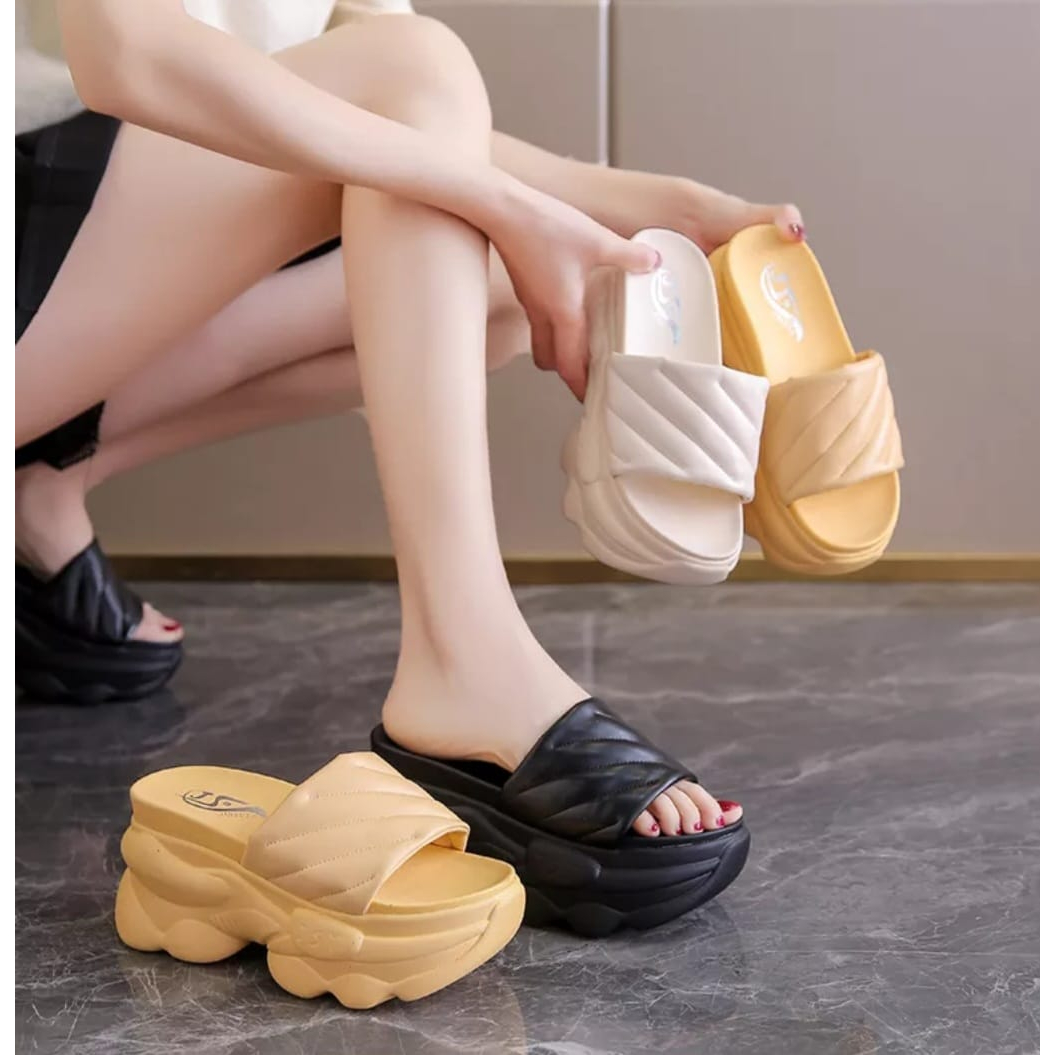 DCAL SANDAL FLAT WANITA BM514