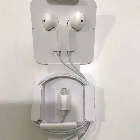 (NC) Earpods headset earphone Connect Lighting