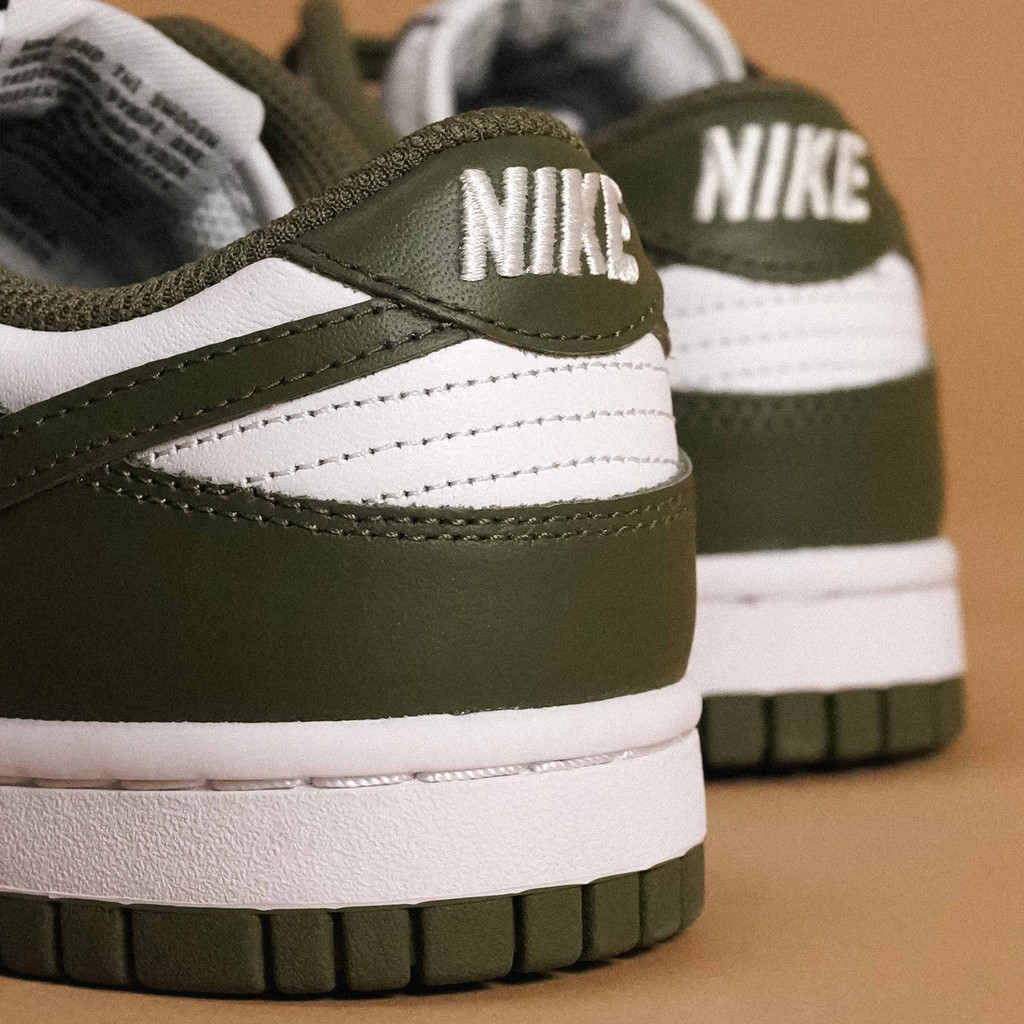 Dunk Low Medium Olive Green