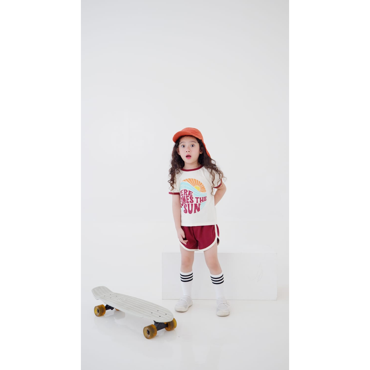 Bonbinzoo Retro 4-9 Tahun Setelan Retro Motif Anak Laki Laki dan Perempuan CBKS