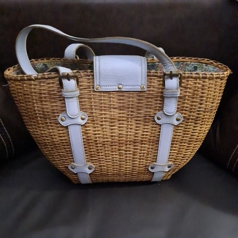 TAS ROTAN GEN* AUTH