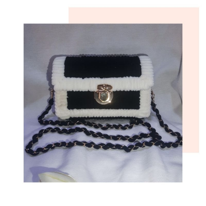 PLASTIC CANVAS BAG || HALCYON BAG