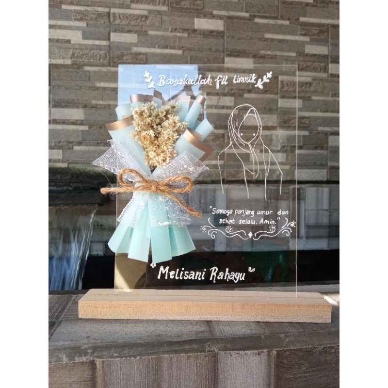 Buket Akrilik Custom Kado Wisuda