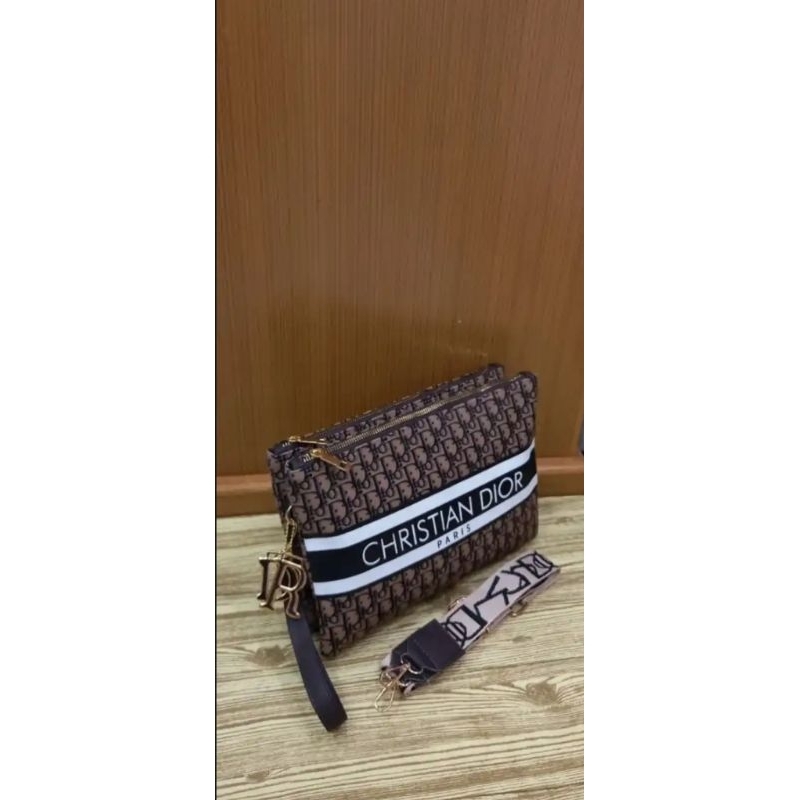 Tas Slempang Clutch Wanita Motif MasaKini