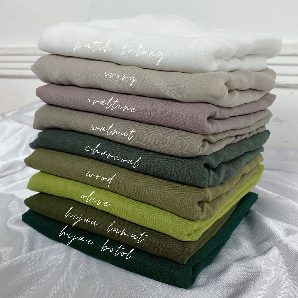 𝗪𝗶𝗻𝗱𝗮 𝗣𝗿𝗮𝗱𝗶𝘁𝗮 Jilbab Segiempat Kerudung Segi Empat Hijab Label Bella Square Polos 110 cm x 110 cm