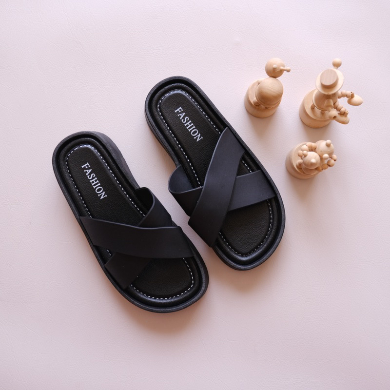 Lesta Sandal / Sandal Wanita Terbaru