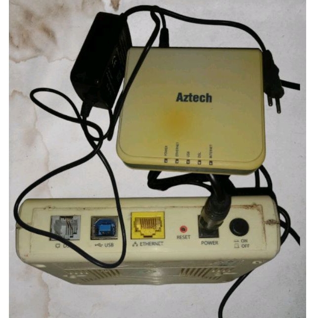Aztech Ethernet USB Modem Router