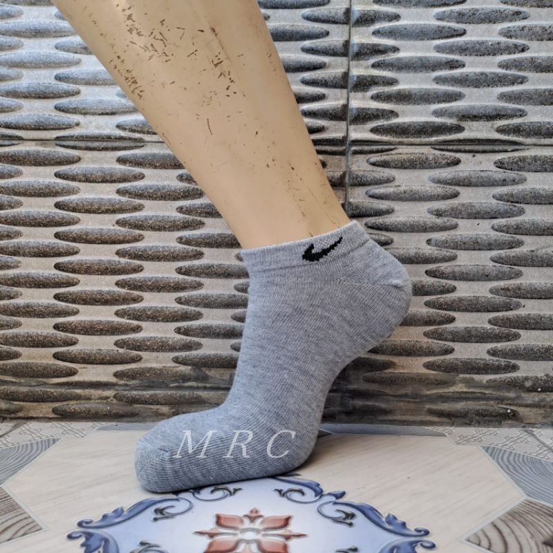 KAOS KAKI SPORT UNISEX PRIA/WANITA PENDEK SEMATA KAKI