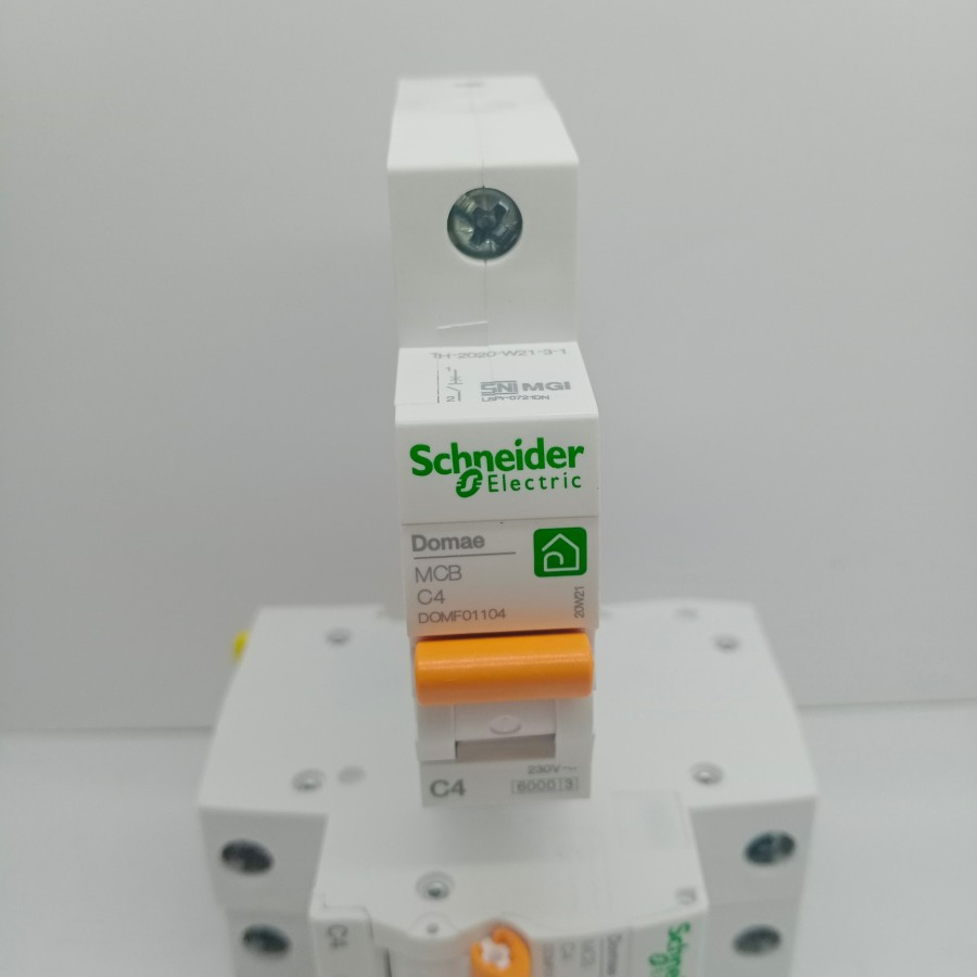 MCB schneider domae c4 merlin gerin 4A model terbaru