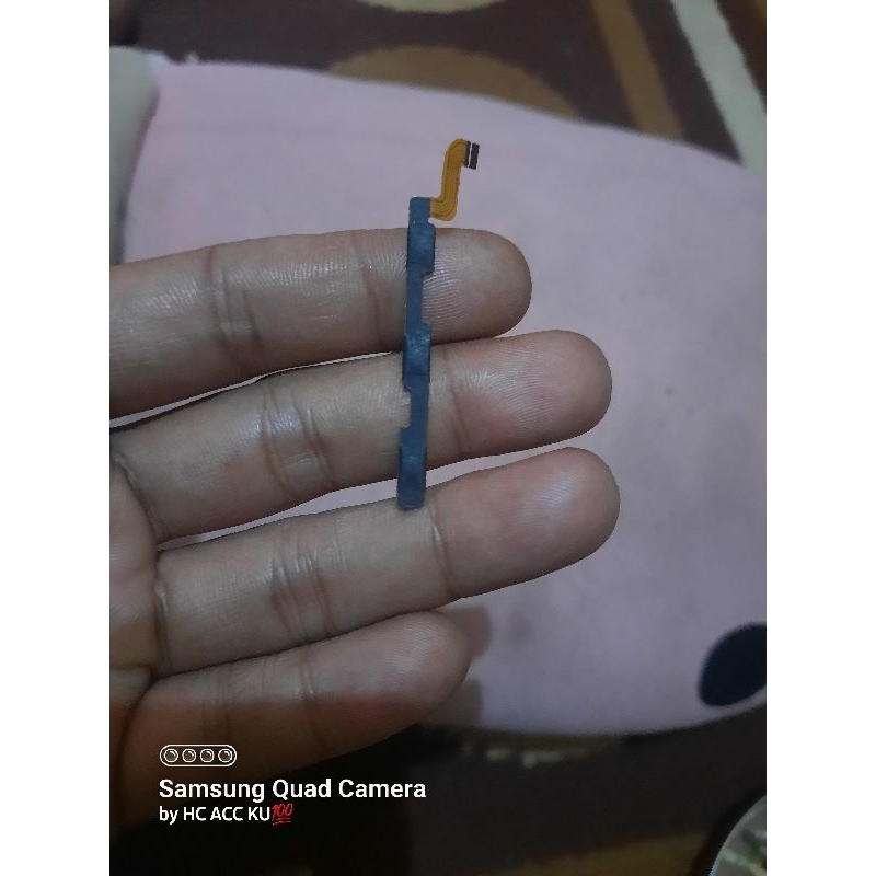 flexible on of sharp R1s