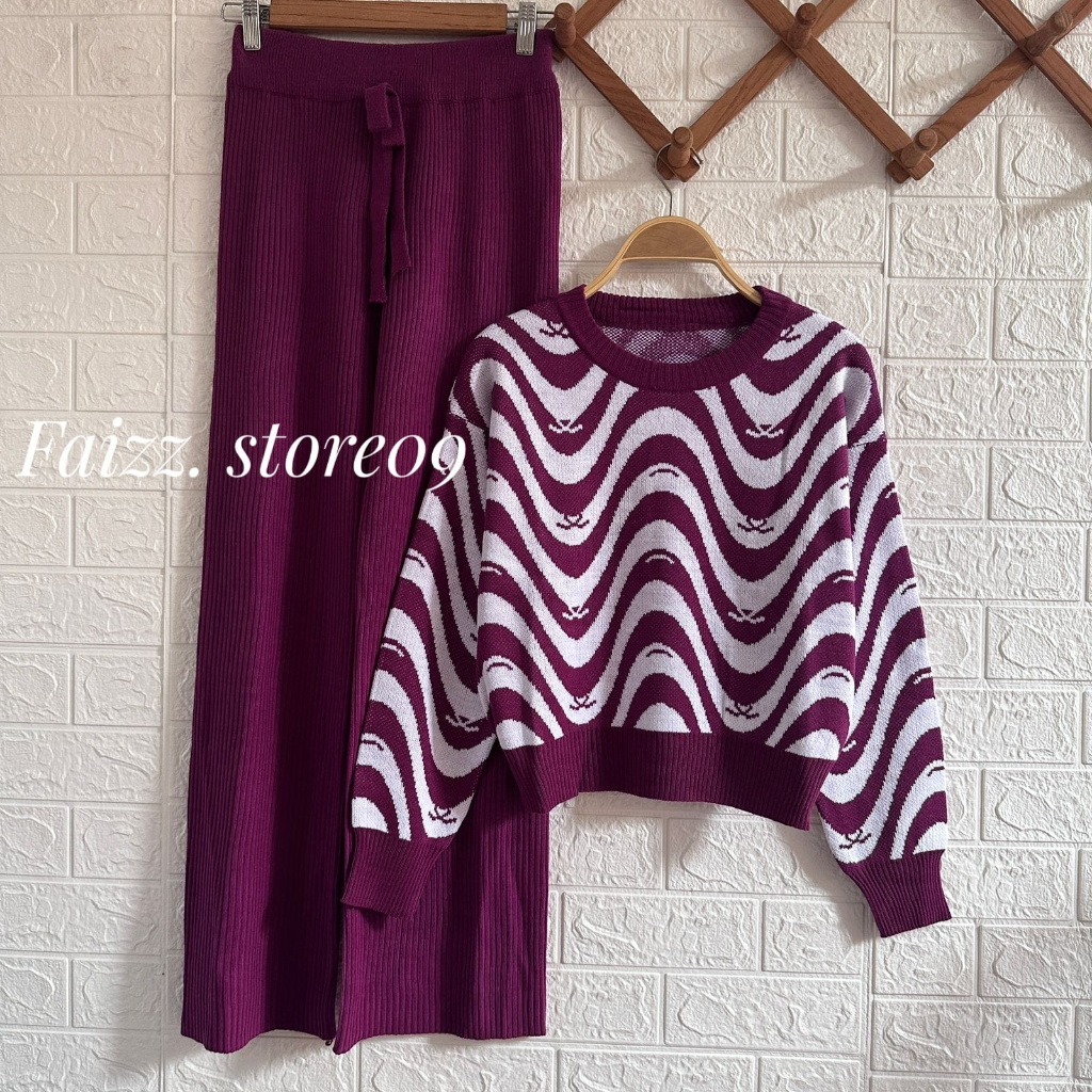 Oneset Vior  Sweater Crop Rajut Motif Zebra Terbaru