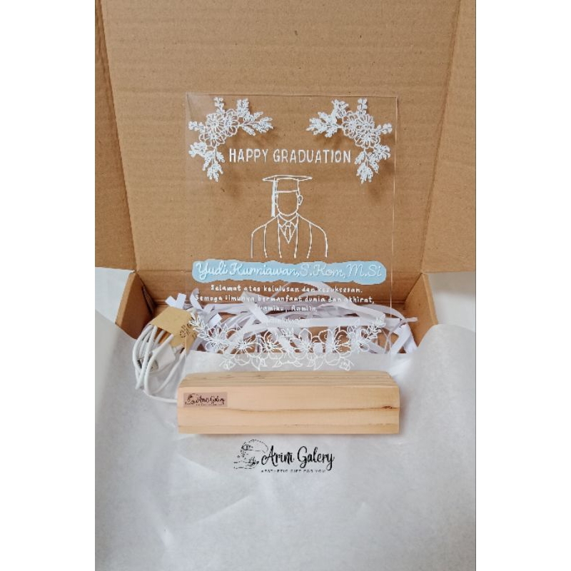 Akrilik Lettering LED - Acrylic Lettering LED - Akrilik Custom Illustrasi - Akrilik Kado Wisuda