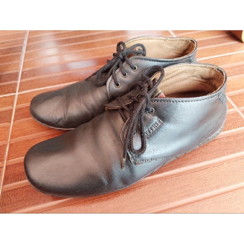 Preloved Sepatu Bucheri pria semi formal casual fantofel hitam black size 42 second bekas