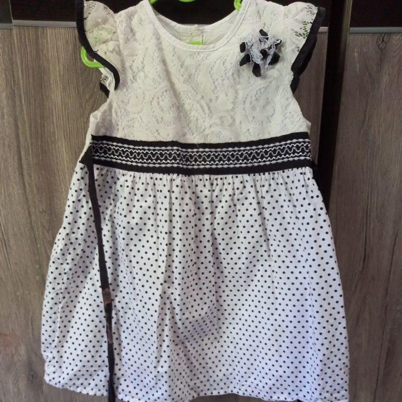 gamis anak preloved merek DONITA putih preloved