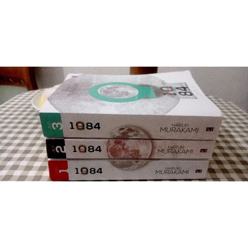 Novel bekas Ori 1q84 Haruki Murakami, Totto-chan, Dunia Sukab, Raffles dan Invasi Inggris ke Tanah J