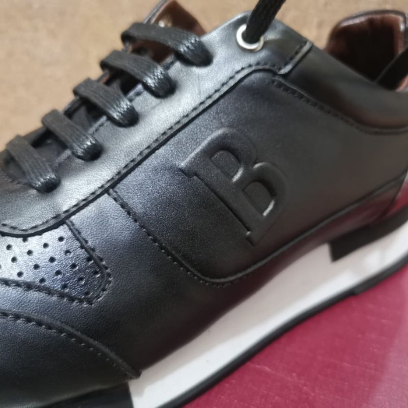 sepatu pria hitam kulit sneaker bal ly cowok men shoes run away p1shoes import terlaris
