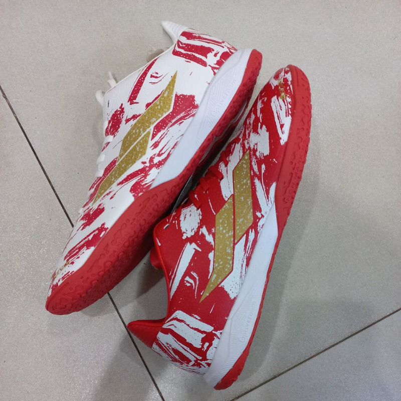 Mills Troya + IN Freedom pack sepatu futsal