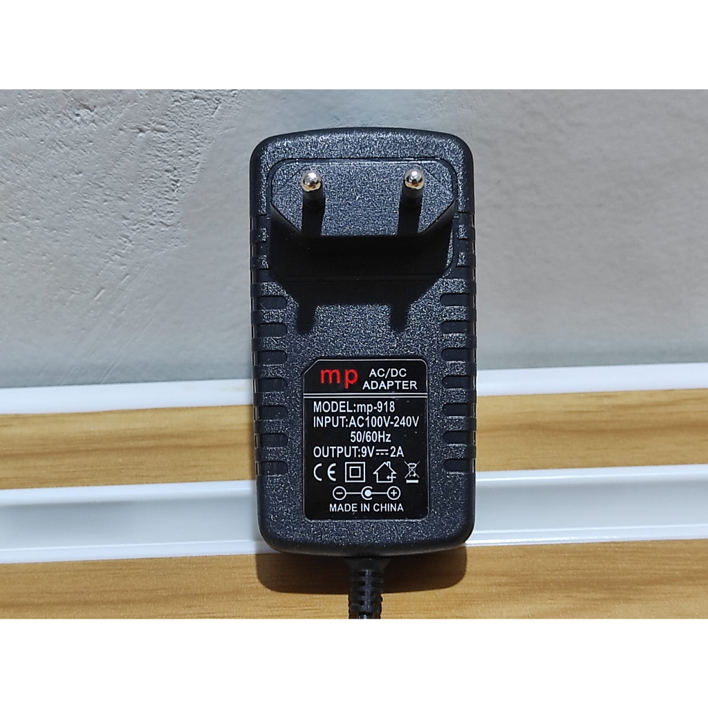 Adaptor 9V 2A