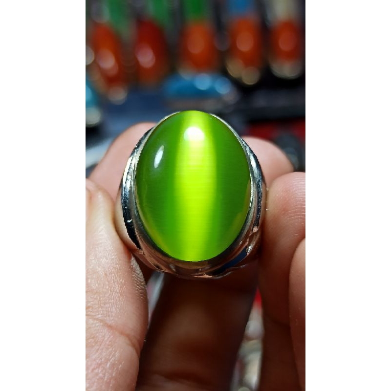 BATU CINCIN CAT EYE
