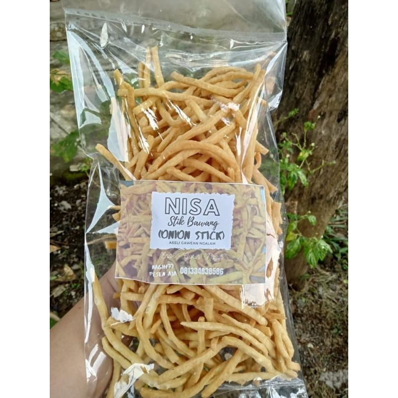 

Camilan Nisa - Stik Bawang Renyah