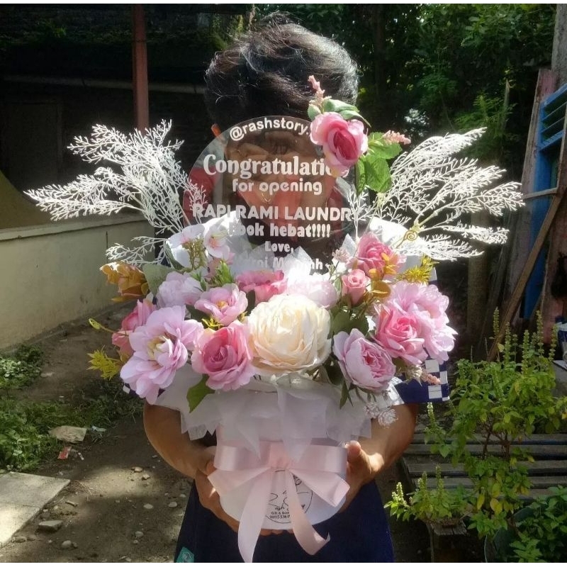 BISA KIRIM HARI INI Buket Bunga Akrilik/Akrilik Bloom box/Buket akrilik/Kado Wisuda/Kado Grand Openi